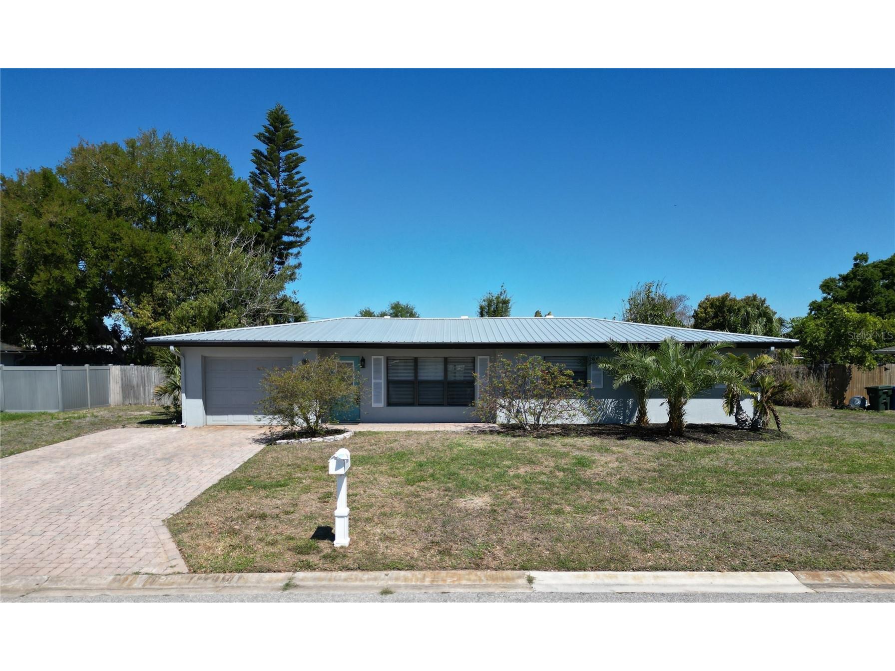 3013 Jennings Drive Sarasota FL 34239 A4660149 image1