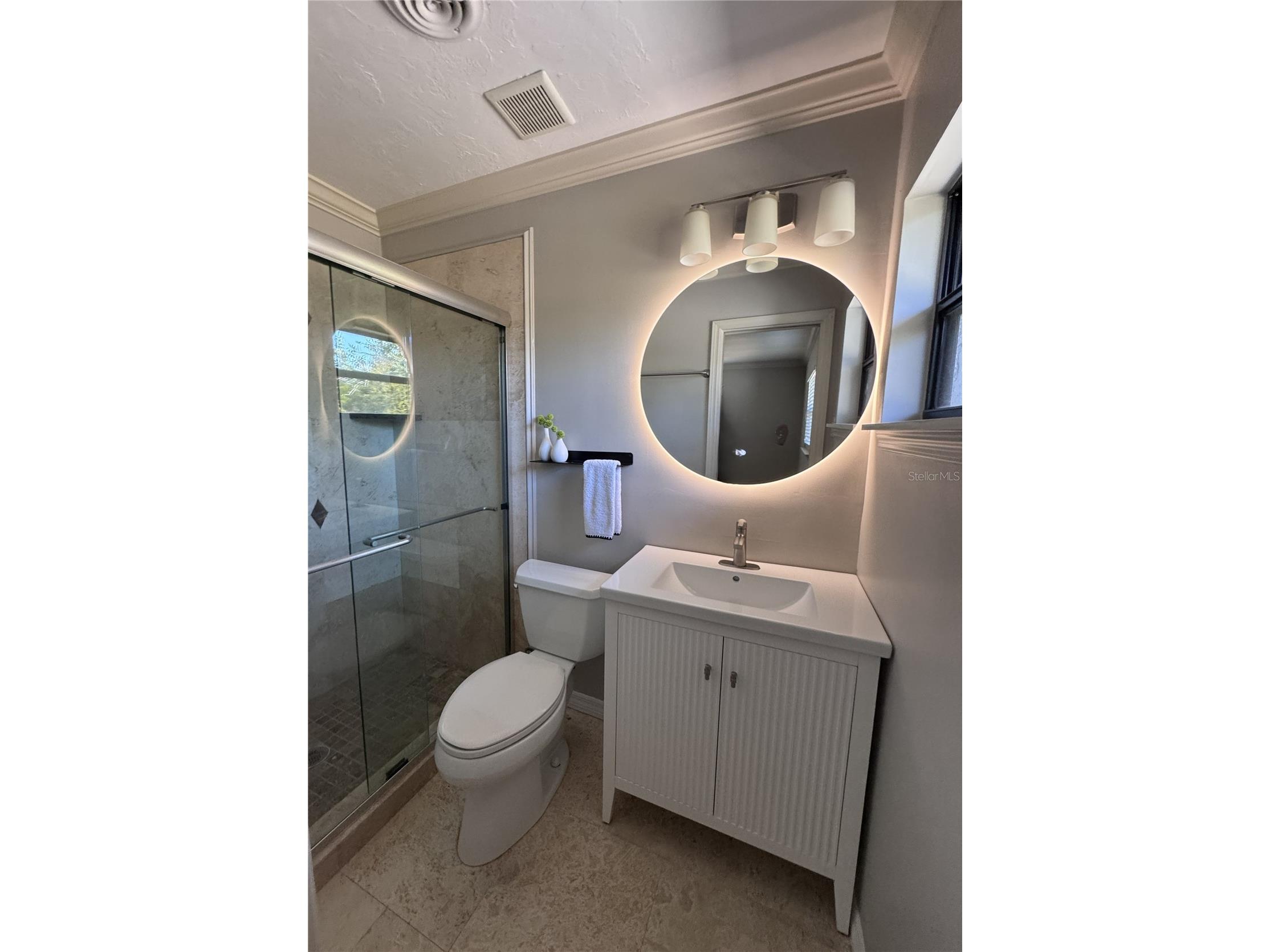 3013 Jennings Drive Sarasota FL 34239 A4660149 image13