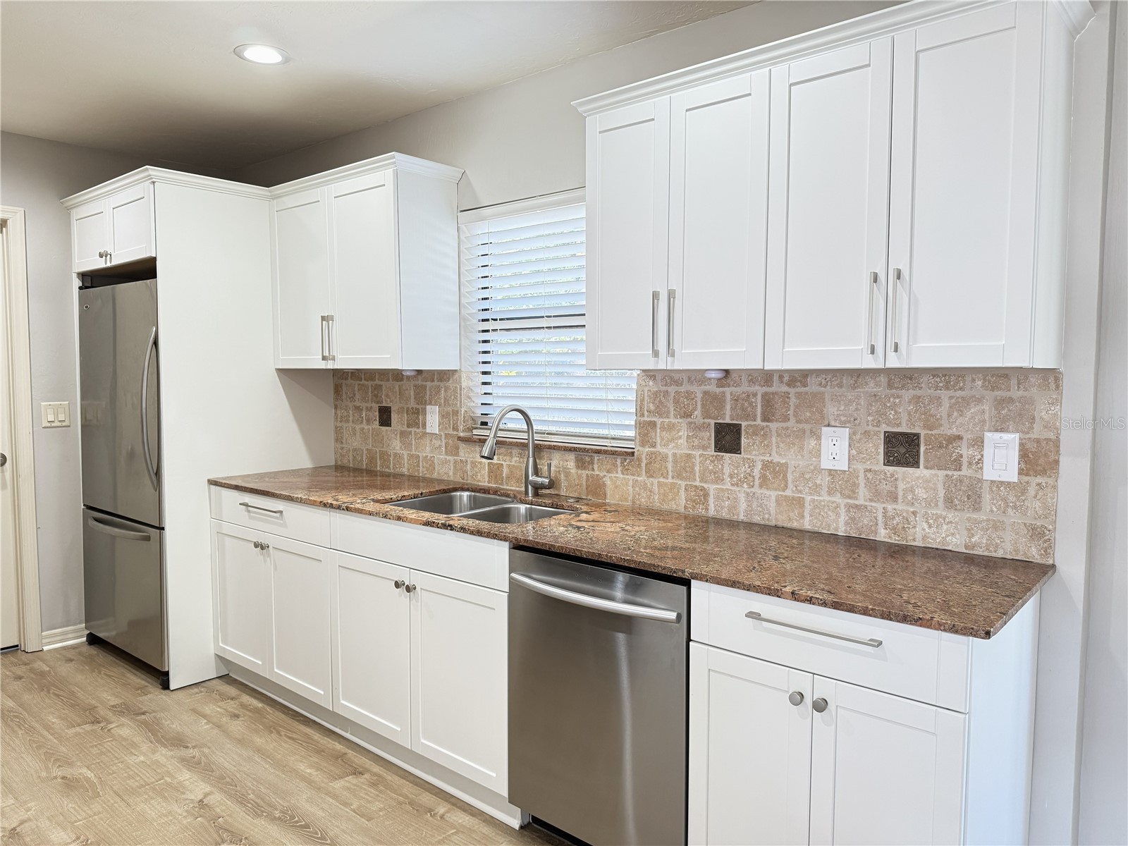 3013 Jennings Drive Sarasota FL 34239 A4660149 image2