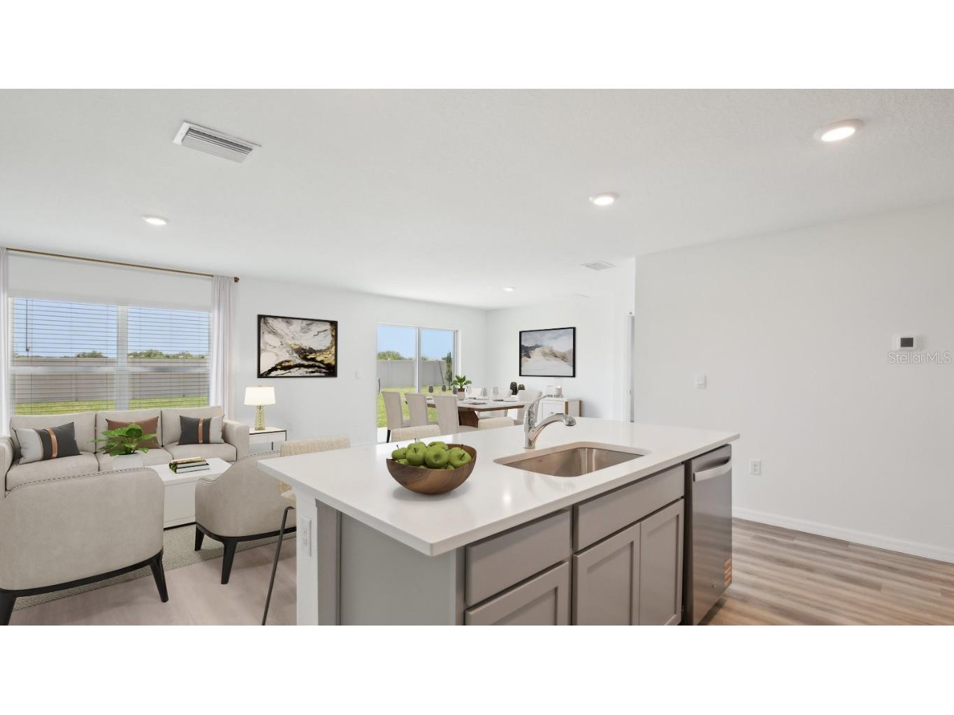 3013 Pink Gerbera Square Plant City FL 33566 TB8458380 image3