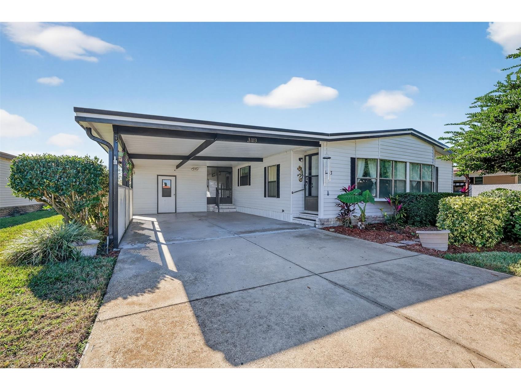 3013 Rainbow Road Tavares FL 32778 G5105363 image1