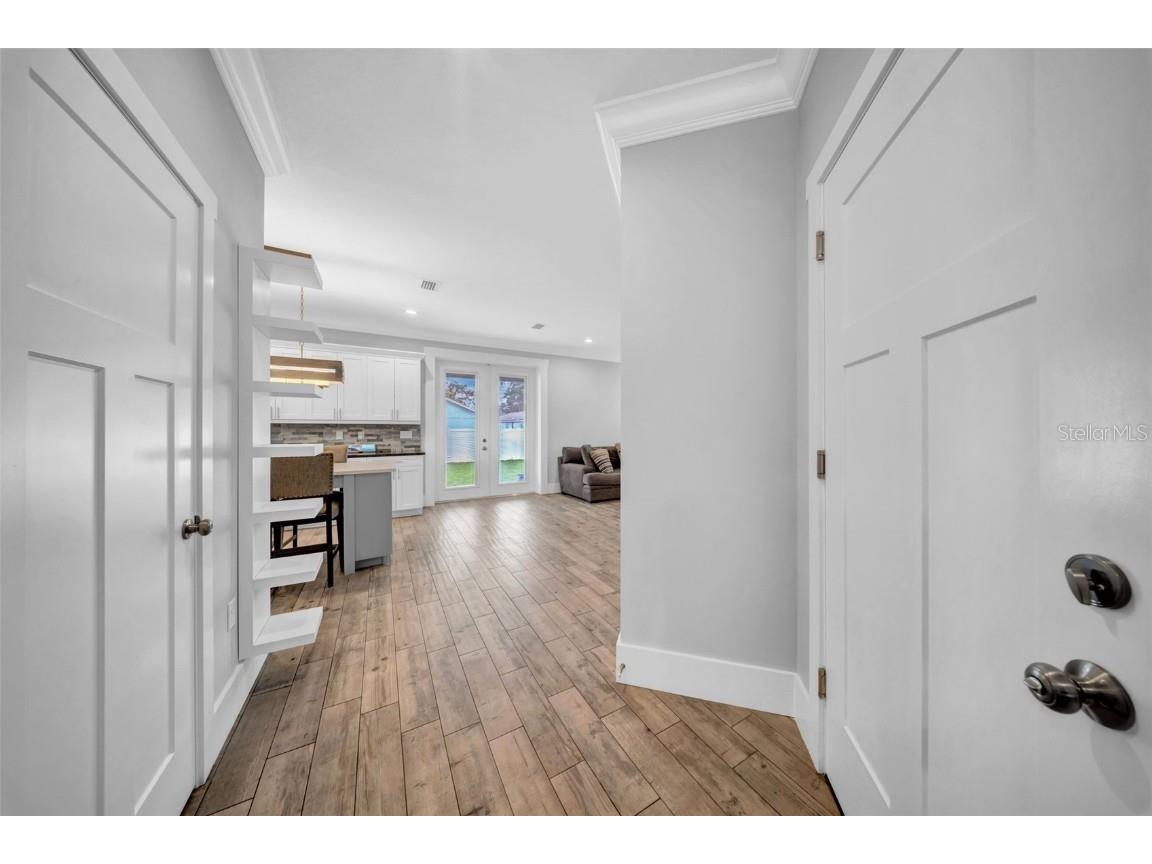 3013 W Crest Avenue Tampa FL 33614 TB8400857 image10