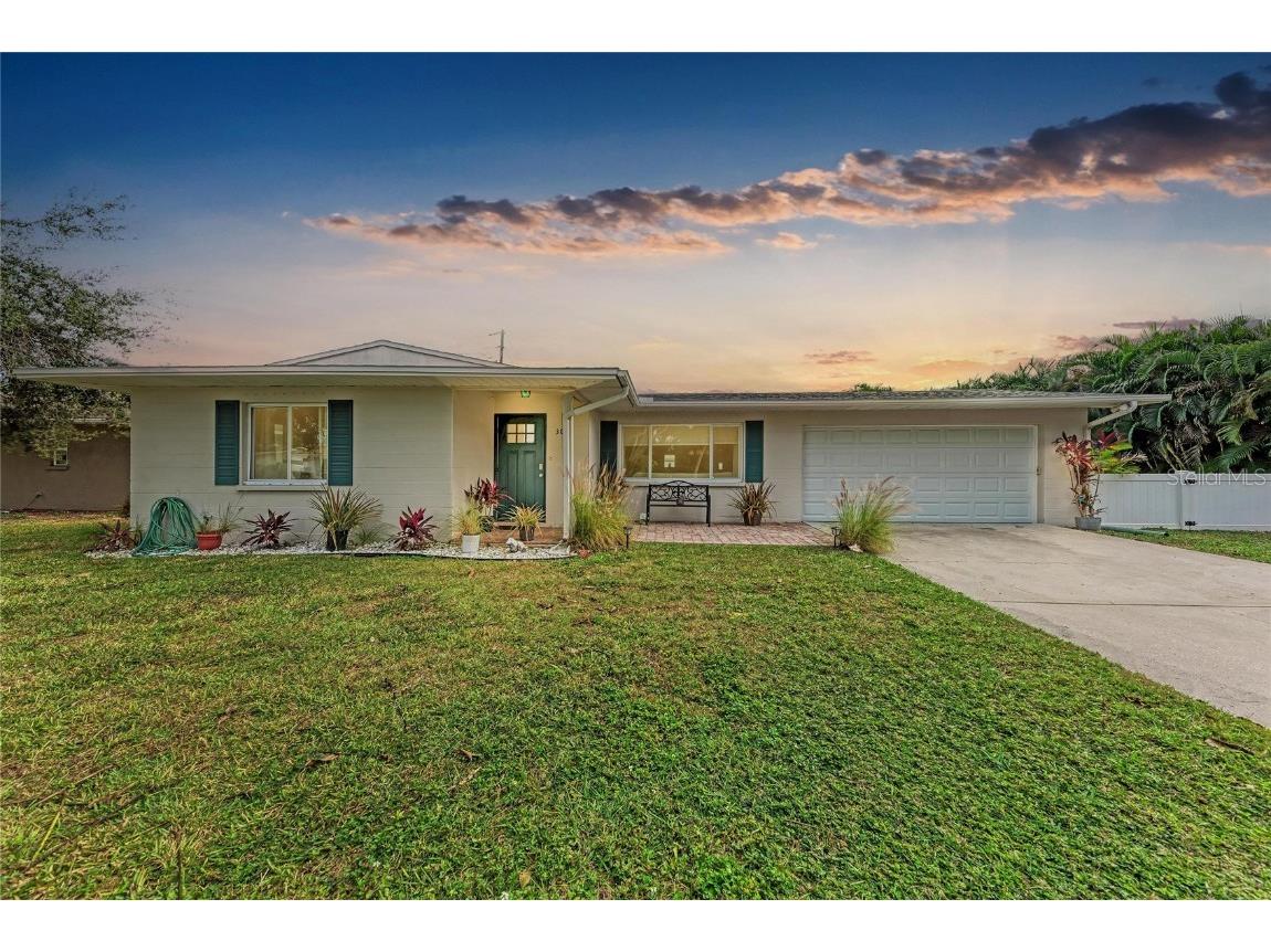 3013 Yarmouth Drive W Bradenton FL 34205 A4674034 image1