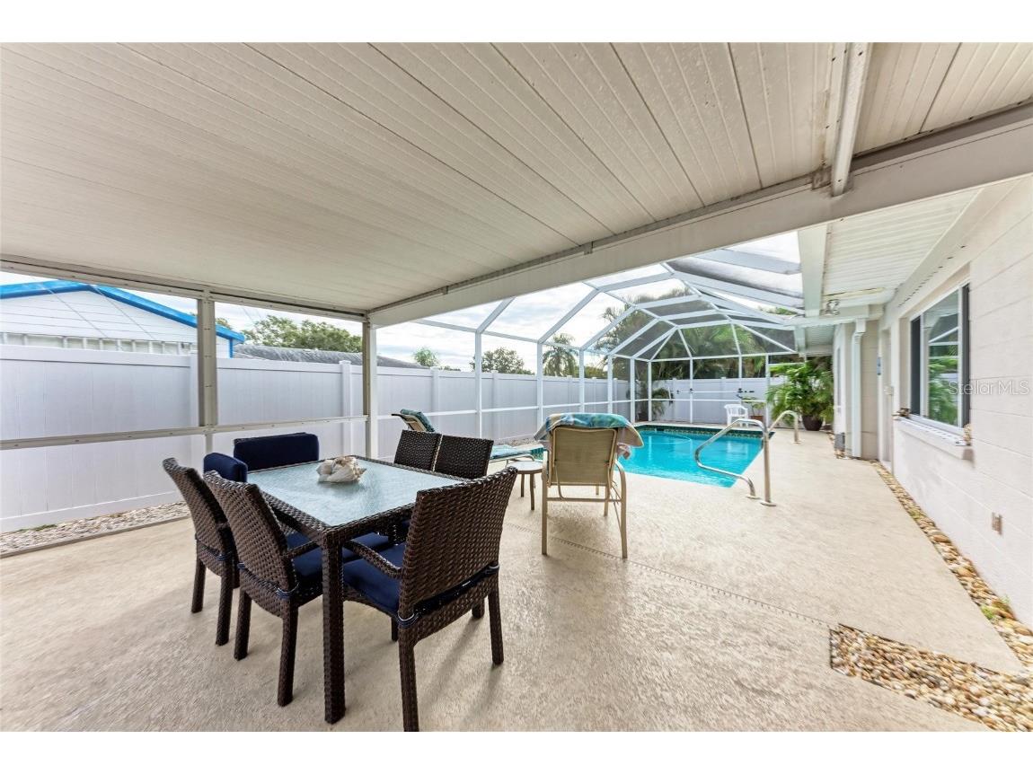 3013 Yarmouth Drive W Bradenton FL 34205 A4674034 image33