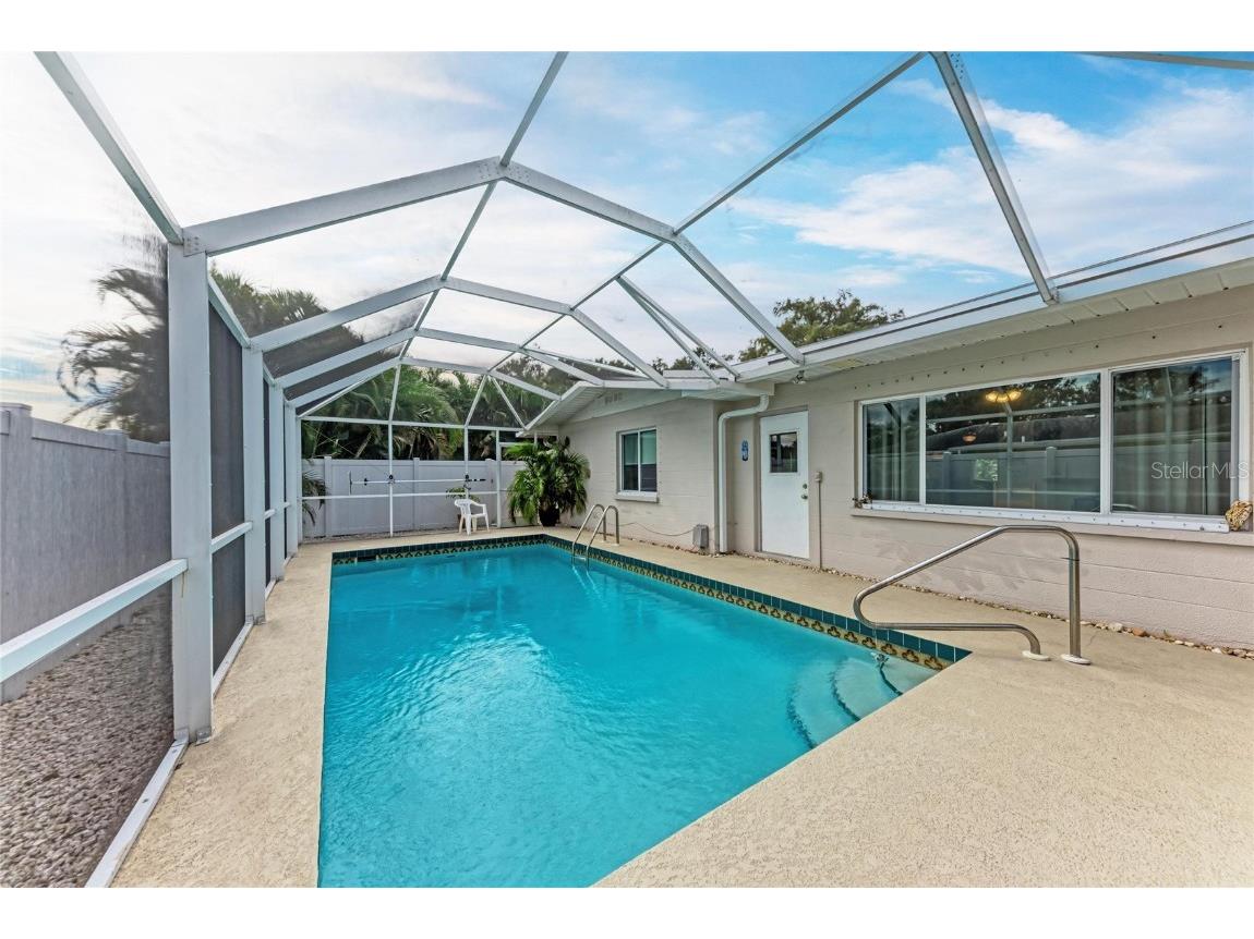 3013 Yarmouth Drive W Bradenton FL 34205 A4674034 image35