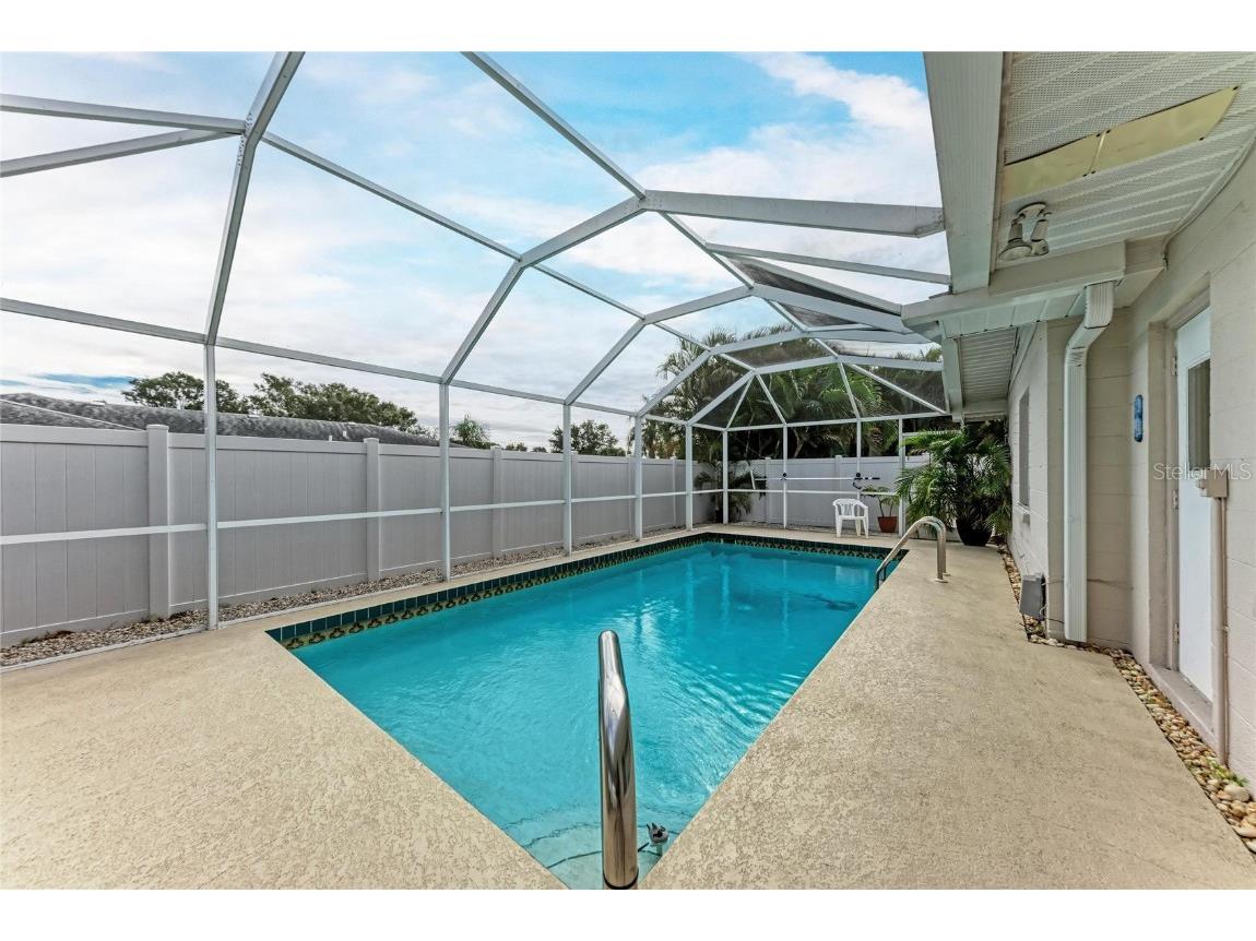 3013 Yarmouth Drive W Bradenton FL 34205 A4674034 image36