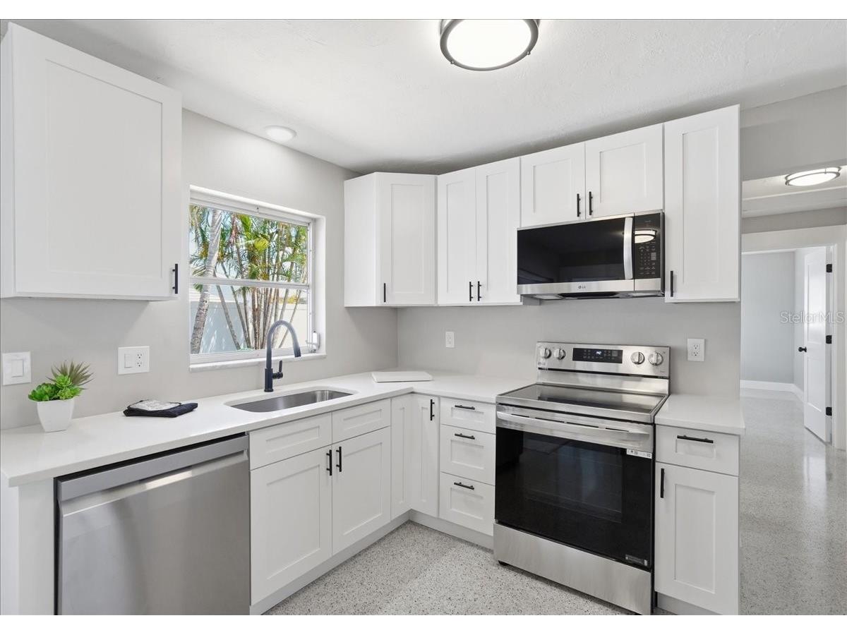 3014 58th Street S Gulfport FL 33707 TB8496120 image11