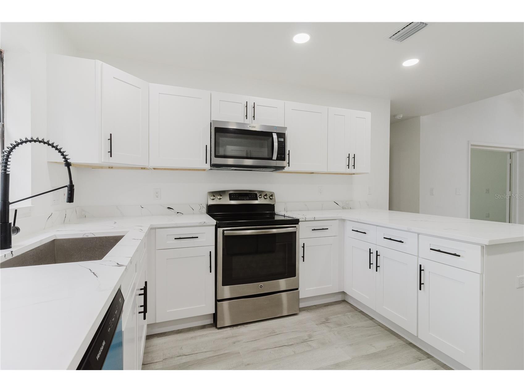 3014 S Westshore Boulevard Tampa FL 33629 TB8462131 image26