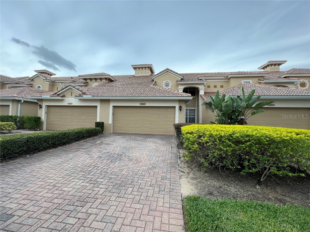 3015 Metro Sevilla Drive #104 Orlando FL 32835 O6140896 image1