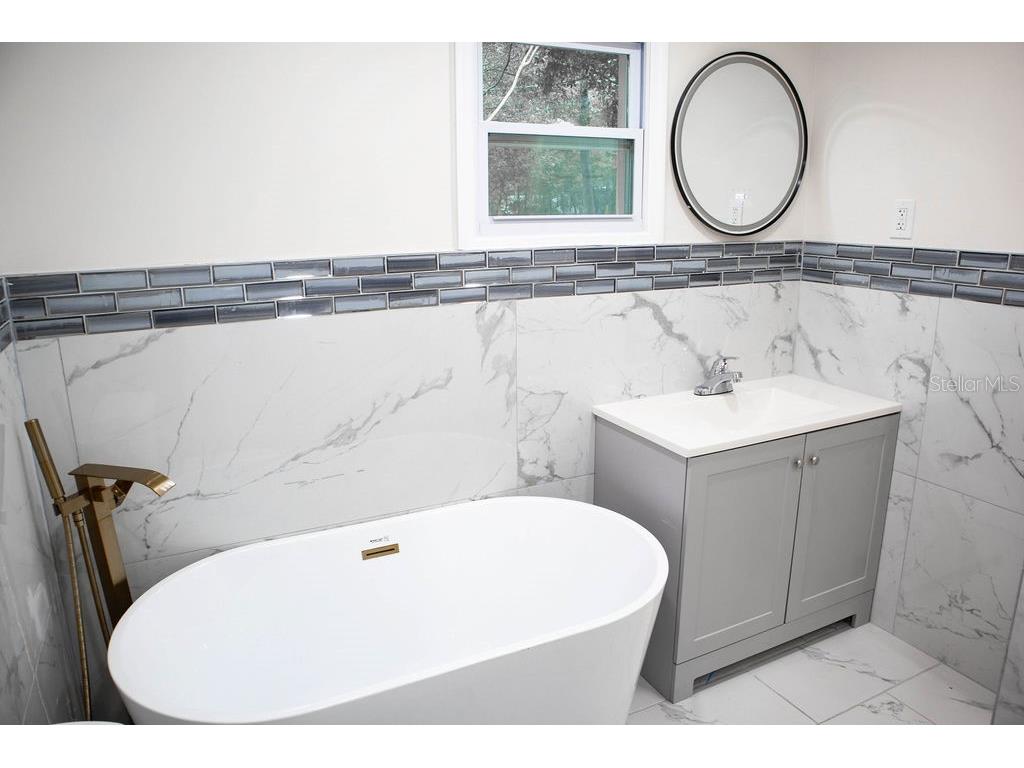 3015 NE 13th Drive Gainesville FL 32609 OM704019 image19