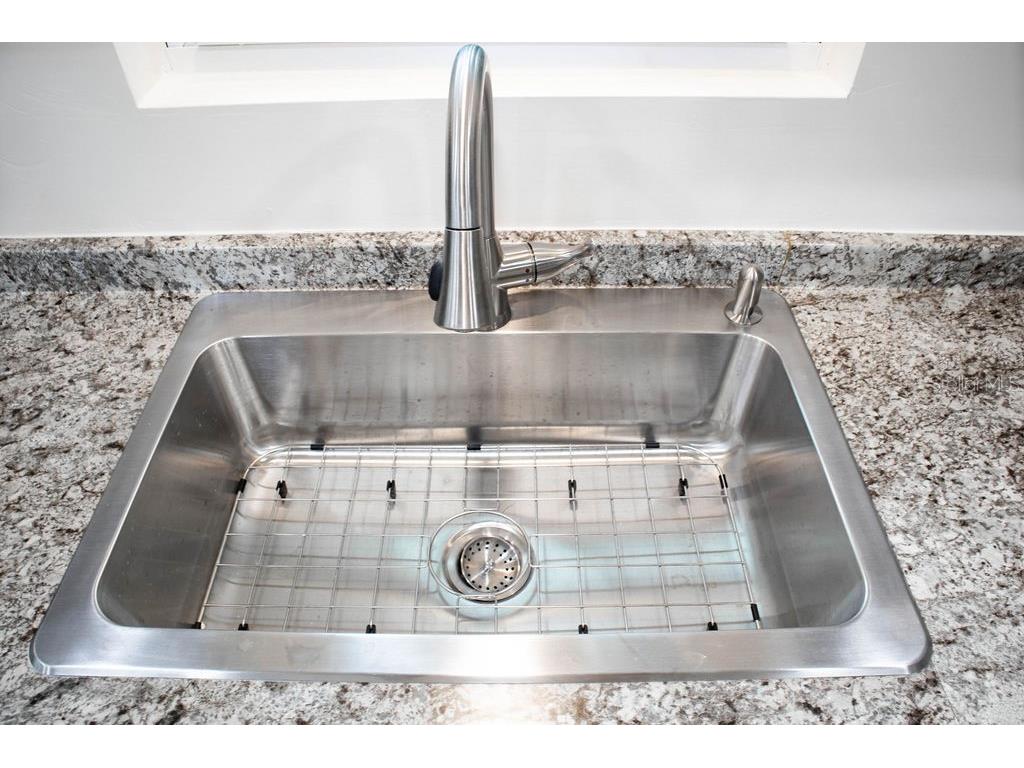 3015 NE 13th Drive Gainesville FL 32609 OM704019 image7