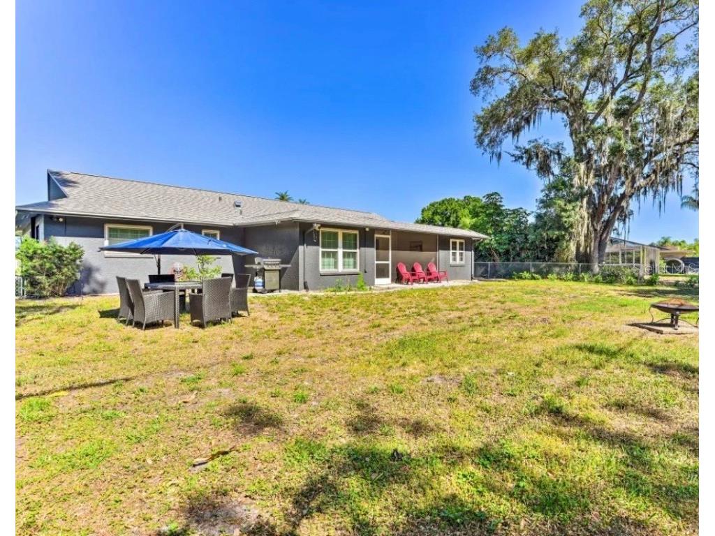 3015 Riviera Drive Sarasota FL 34232 A4565894 image1