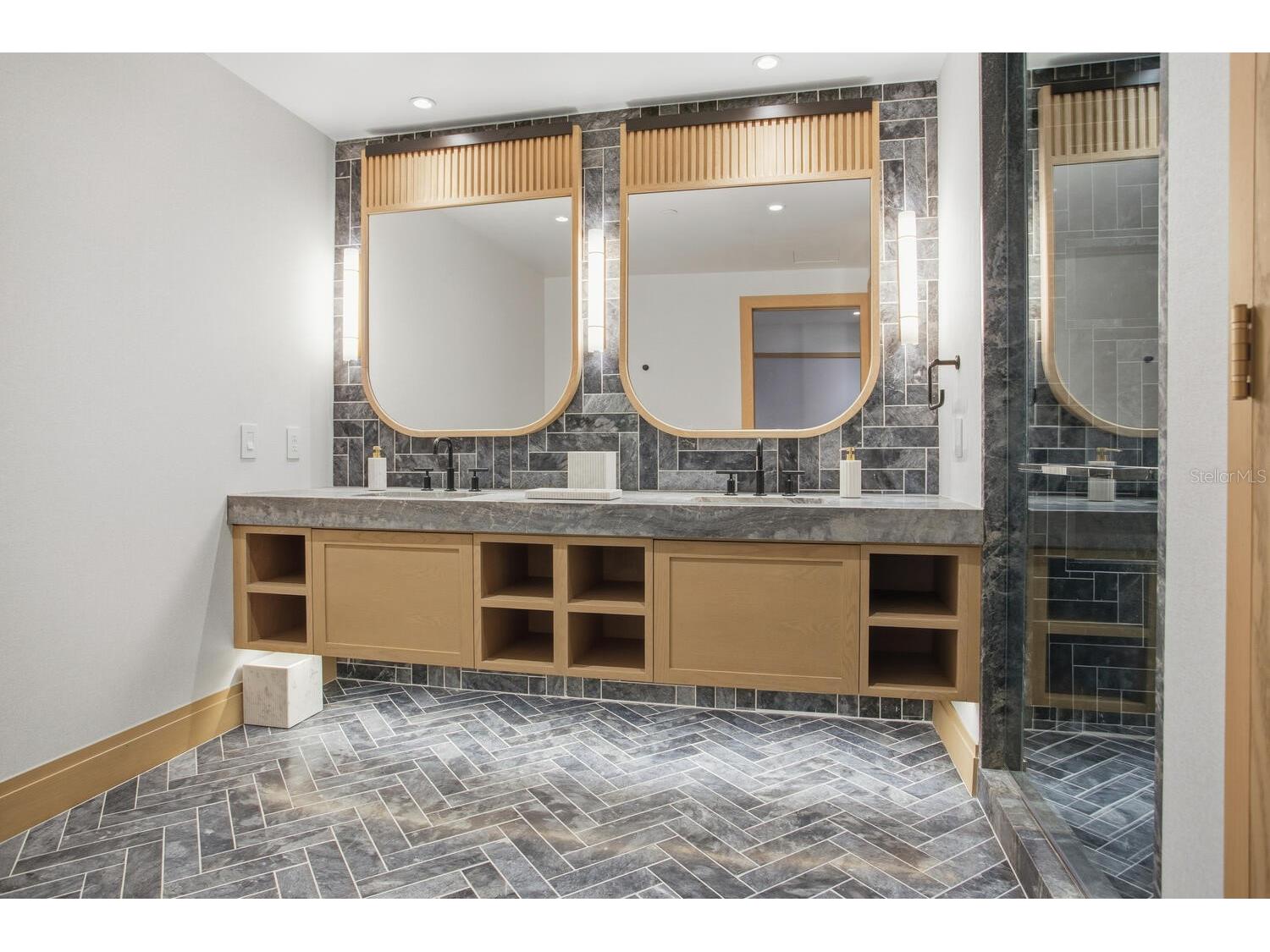 3015 S Ysabella Avenue #1202 Tampa FL 33629 TB8487147 image83