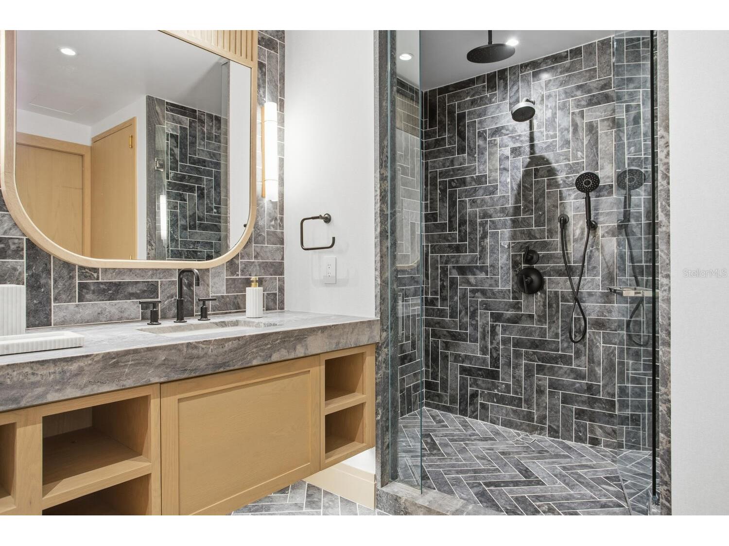 3015 S Ysabella Avenue #1202 Tampa FL 33629 TB8487147 image84