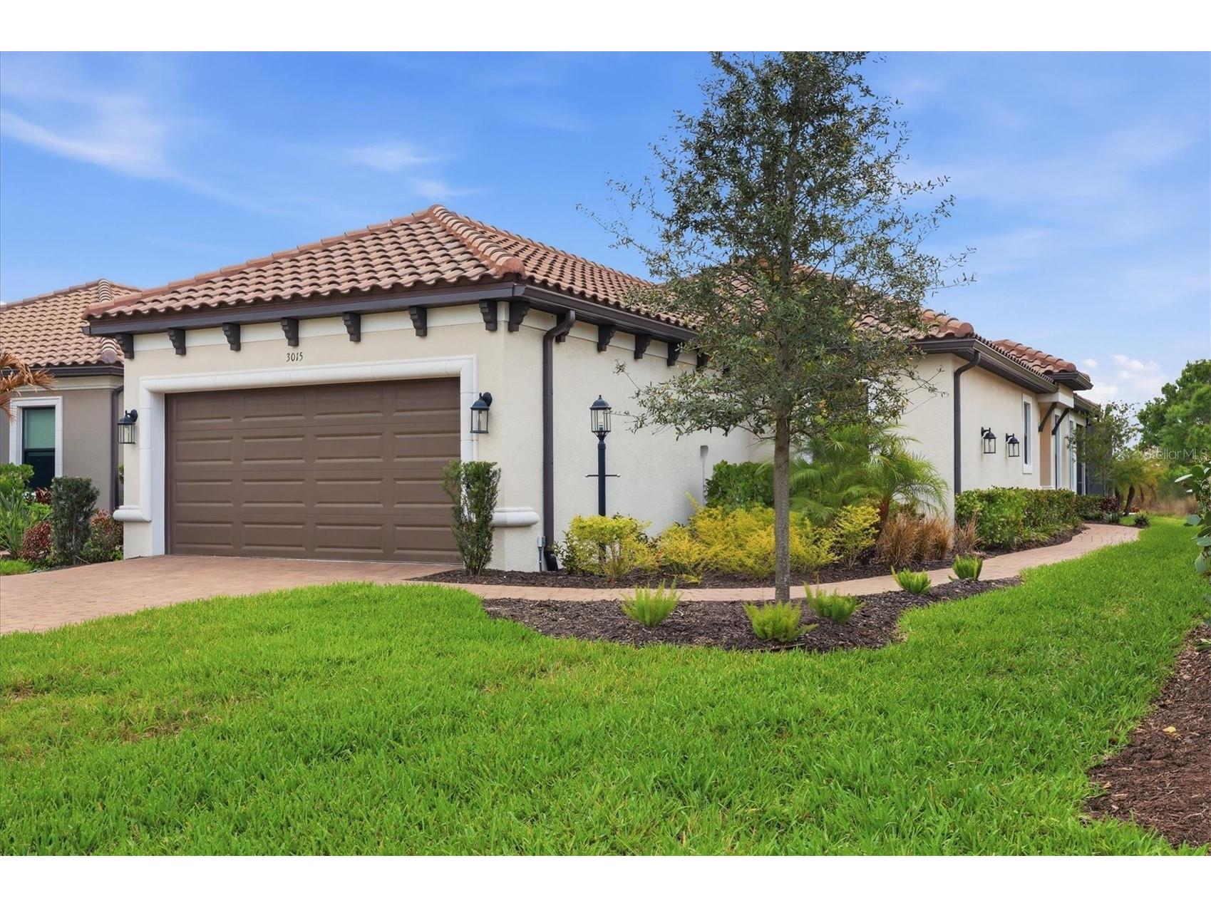 3015 Tolmino Court Bradenton FL 34211 A4685674 image1