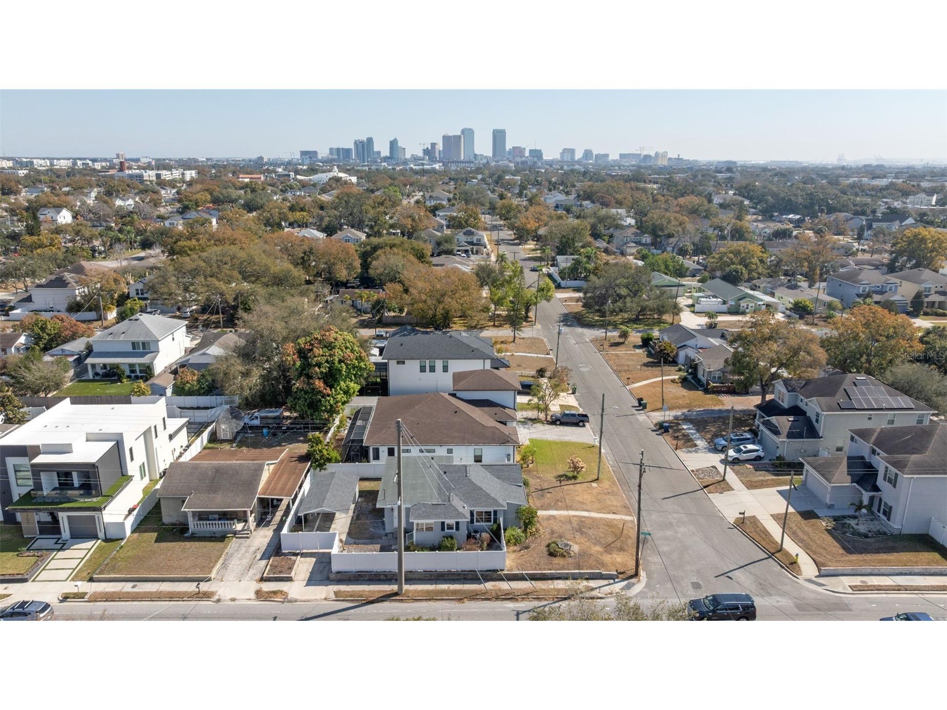 3015 W North B Street Tampa FL 33609 TB8477366 image2