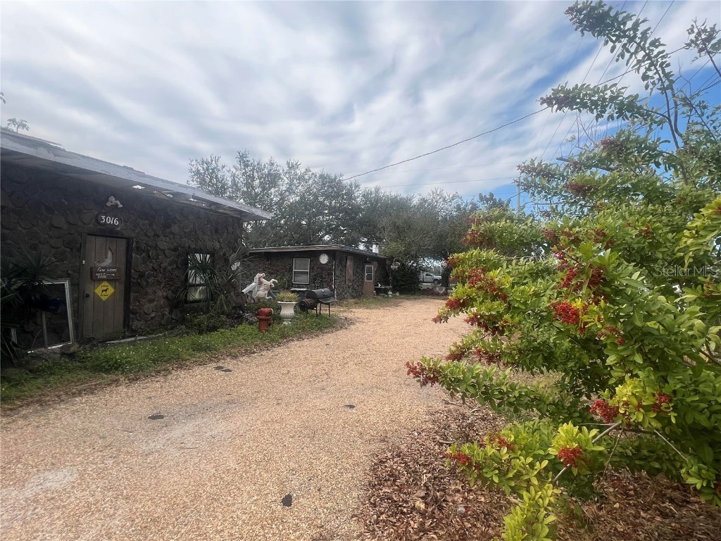 3016 17th St. Sarasota FL 34234 N6139373 image1