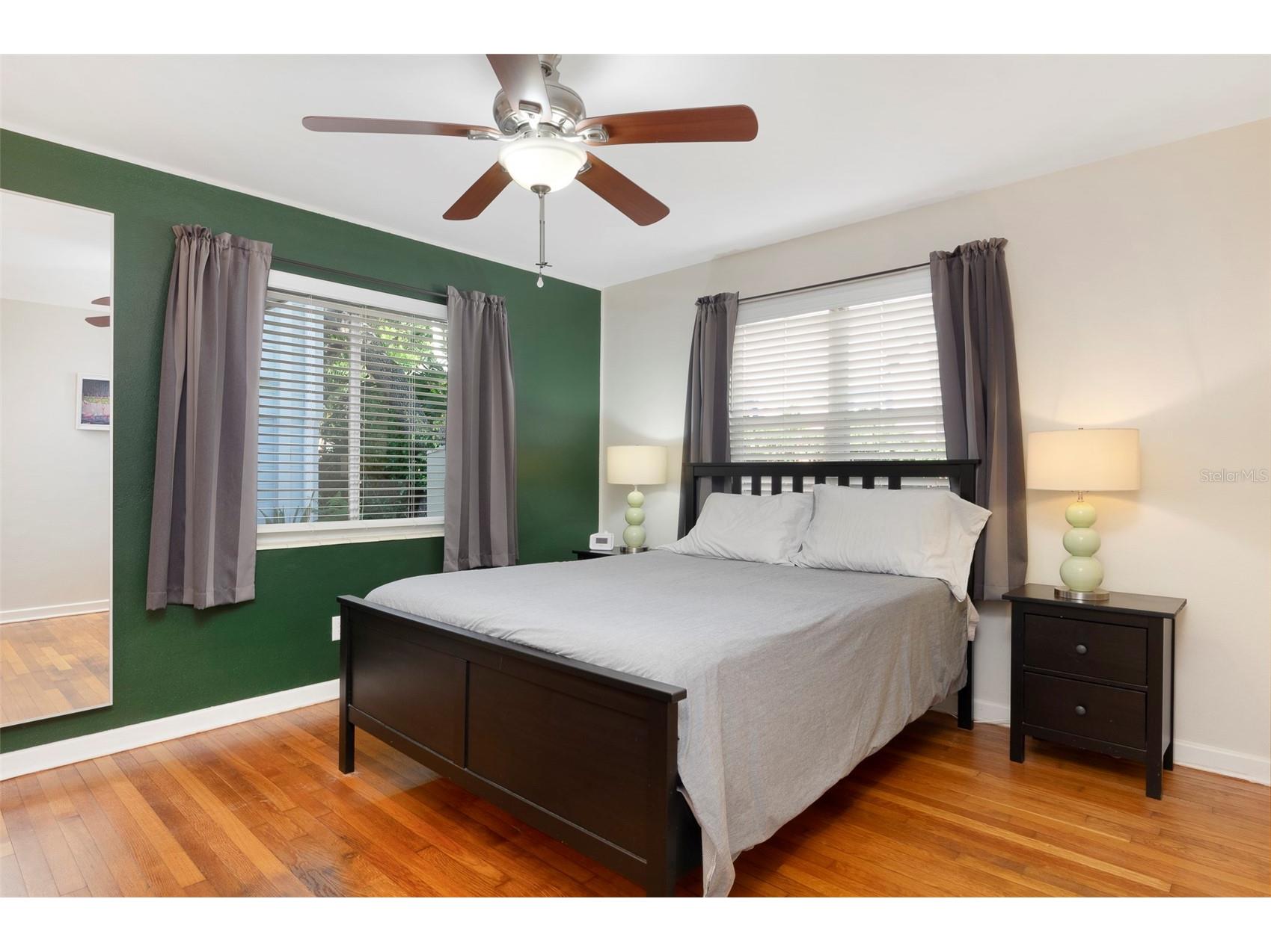 3016 3rd Avenue N Saint Petersburg FL 33713 TB8502372 image17