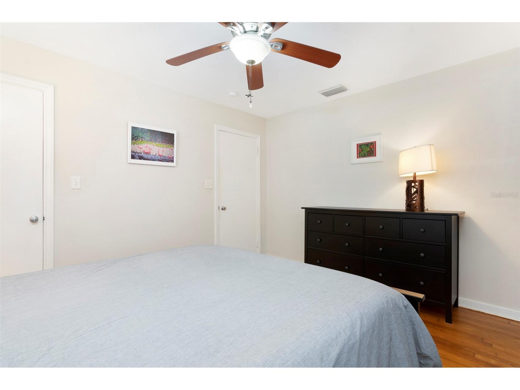 3016 3rd Avenue N Saint Petersburg FL 33713 TB8502372 image18