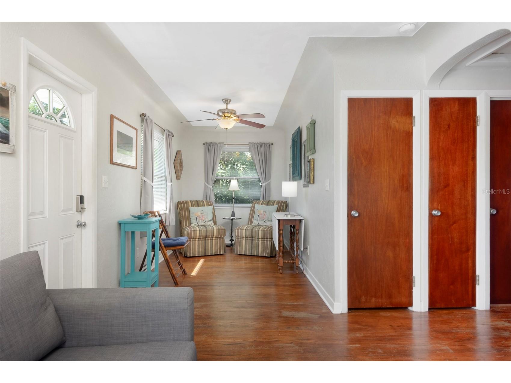 3016 3rd Avenue N Saint Petersburg FL 33713 TB8502372 image33