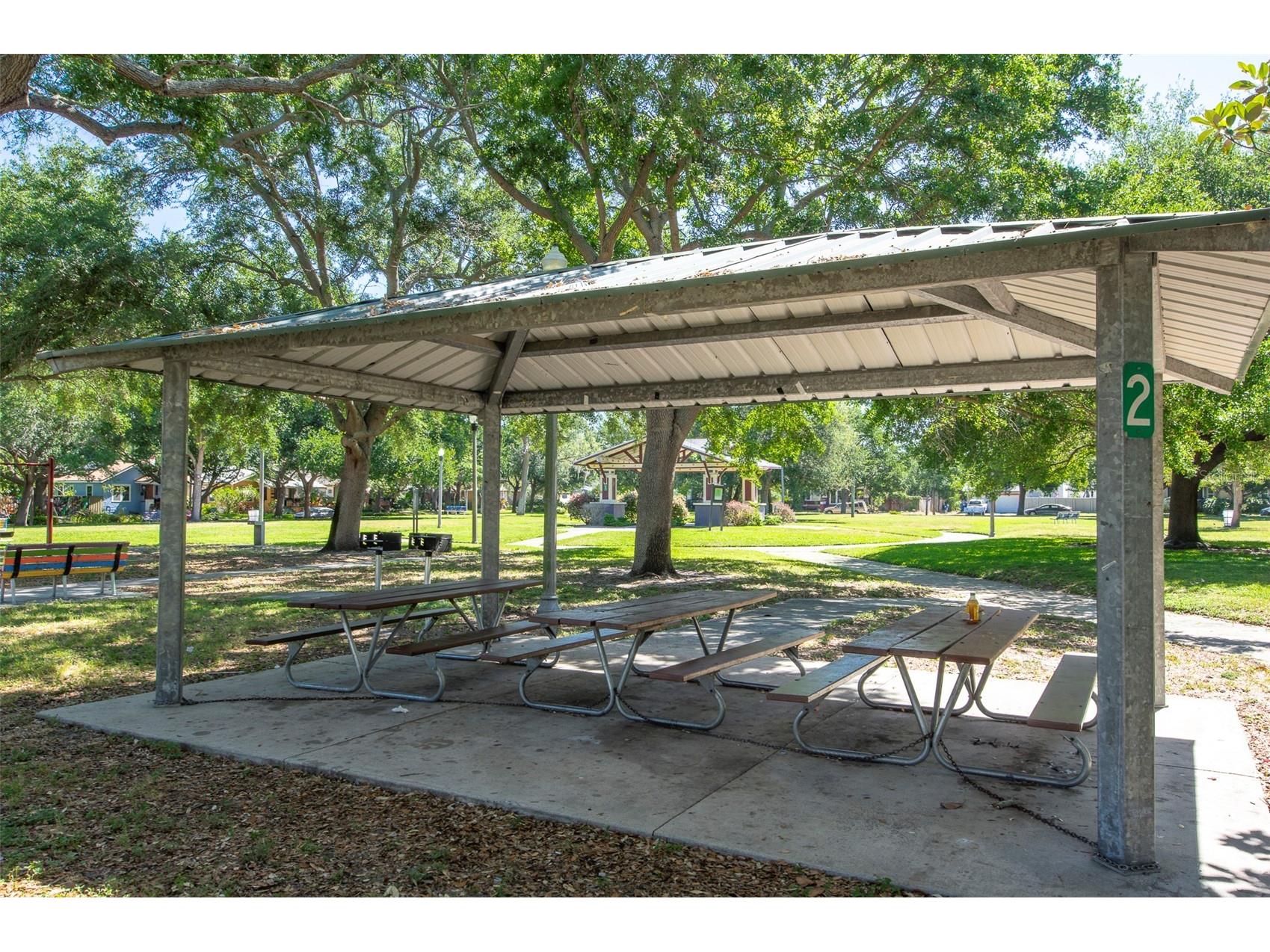 3016 3rd Avenue N Saint Petersburg FL 33713 TB8502372 image41