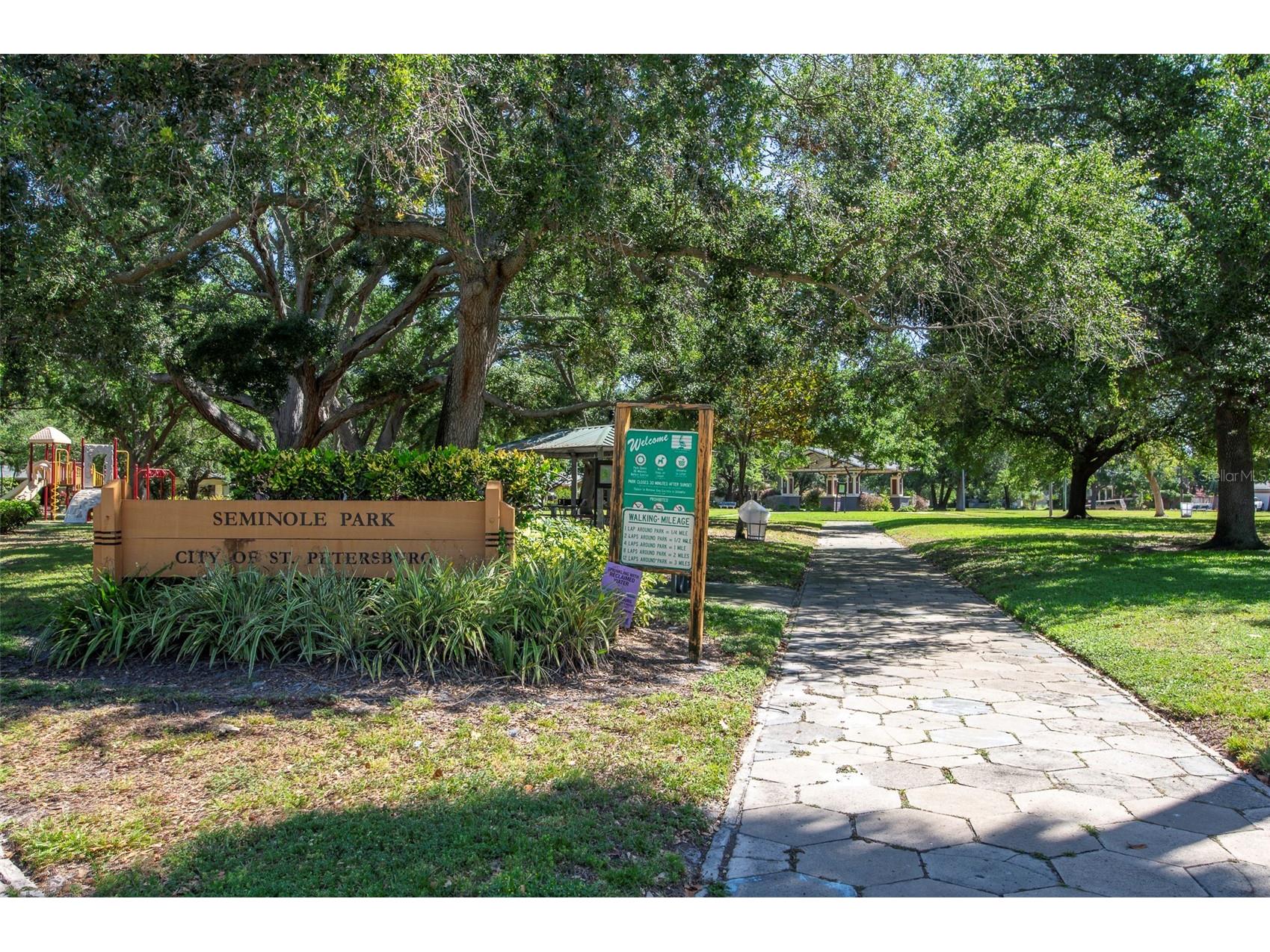 3016 3rd Avenue N Saint Petersburg FL 33713 TB8502372 image42