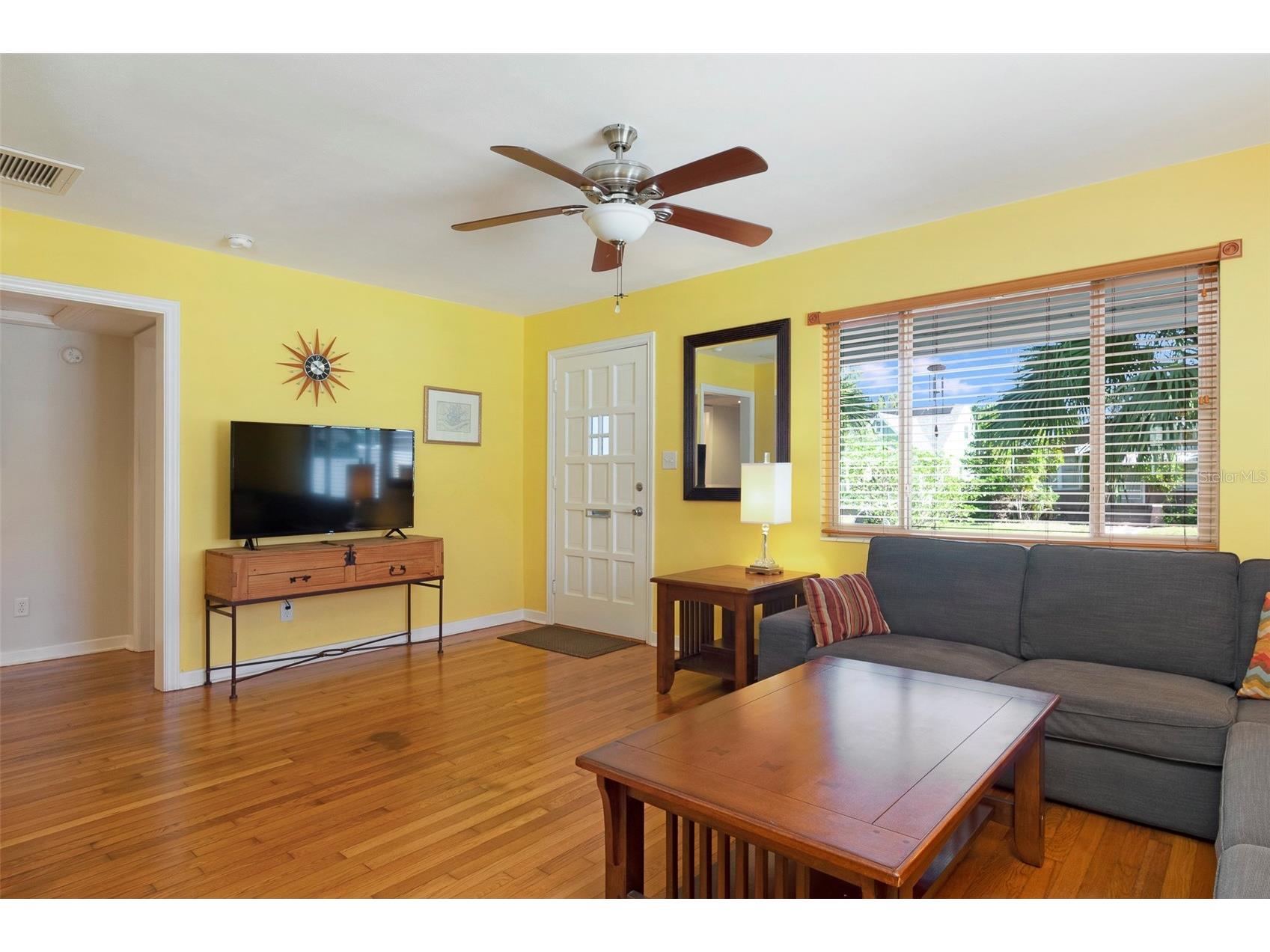 3016 3rd Avenue N Saint Petersburg FL 33713 TB8502372 image8