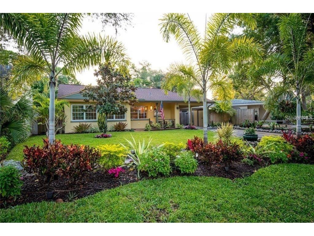 3016 Bay Shore Circle Sarasota FL 34234 A4596537 image1