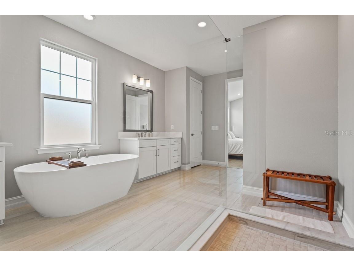 3016 Christophers Watch Lane Ruskin FL 33570 TB8417074 image47