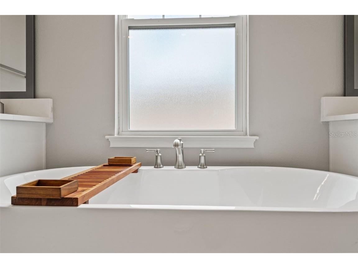 3016 Christophers Watch Lane Ruskin FL 33570 TB8417074 image48