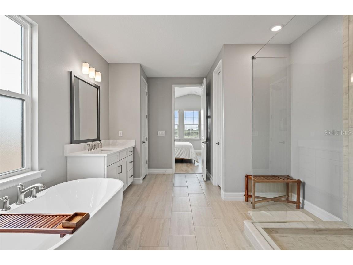 3016 Christophers Watch Lane Ruskin FL 33570 TB8417074 image51