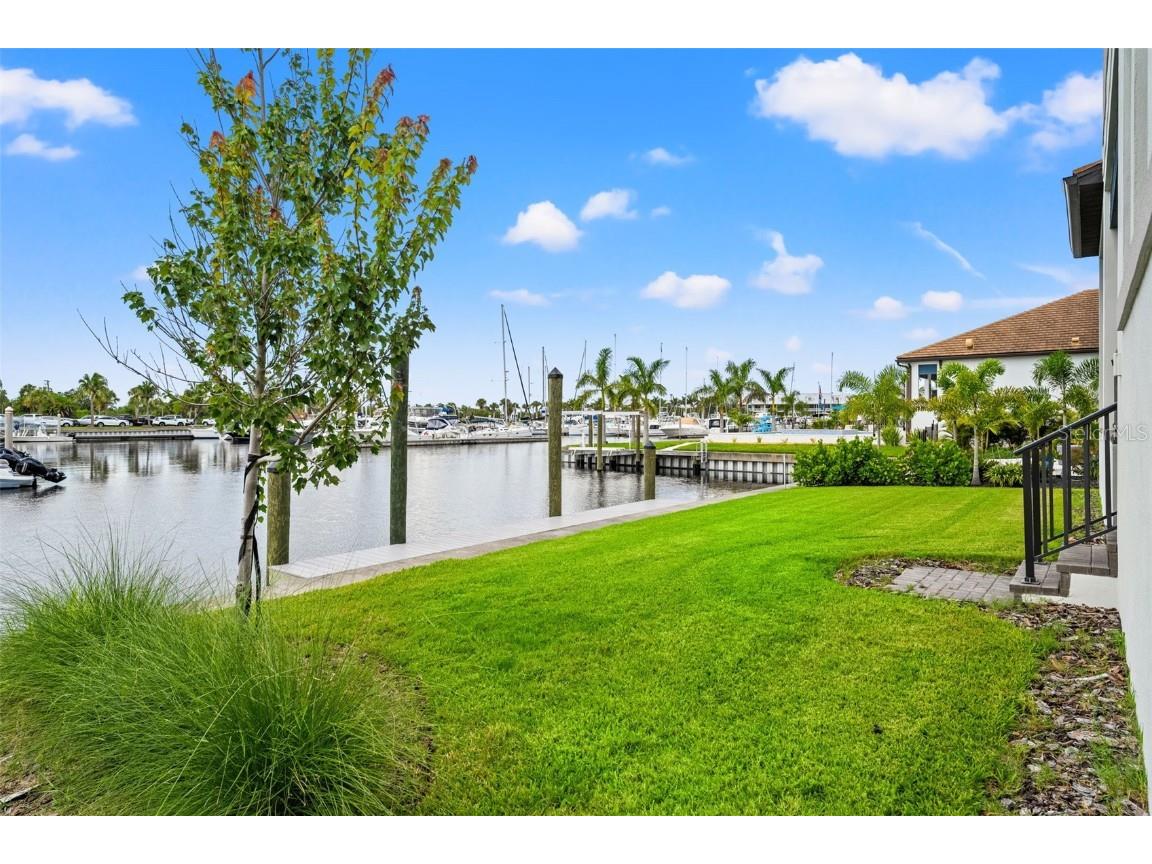 3016 Christophers Watch Lane Ruskin FL 33570 TB8417074 image79