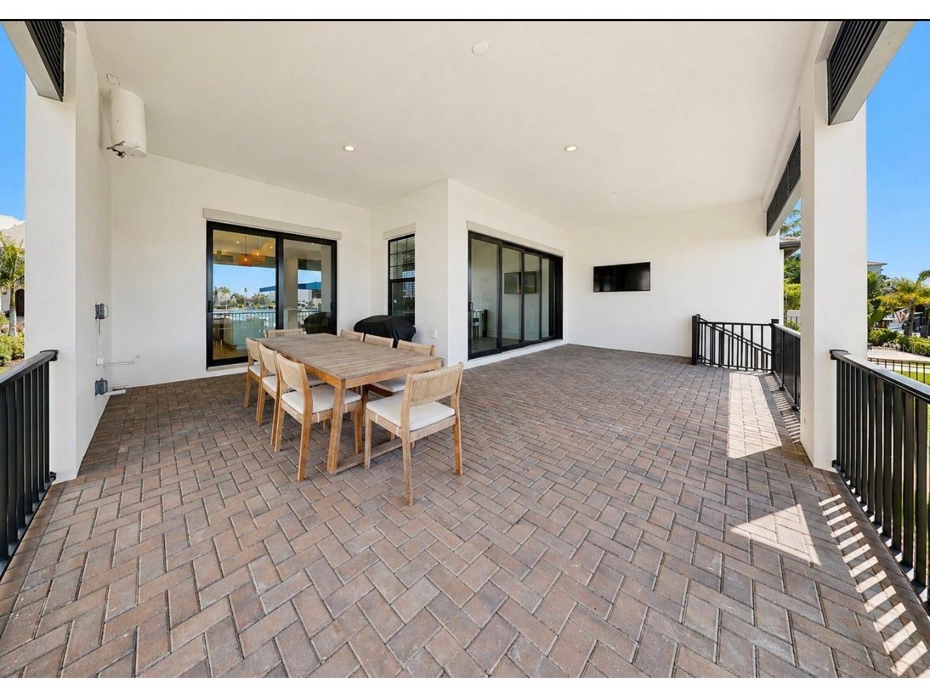 3016 Christophers Watch Lane Ruskin FL 33570 TB8508617 image38