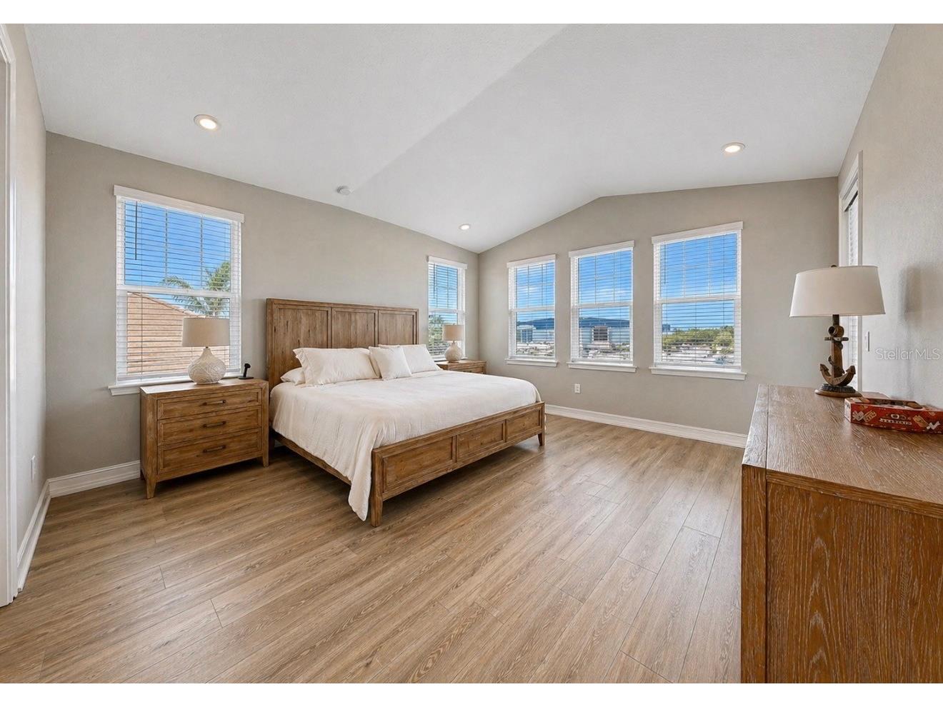 3016 Christophers Watch Lane Ruskin FL 33570 TB8508617 image48