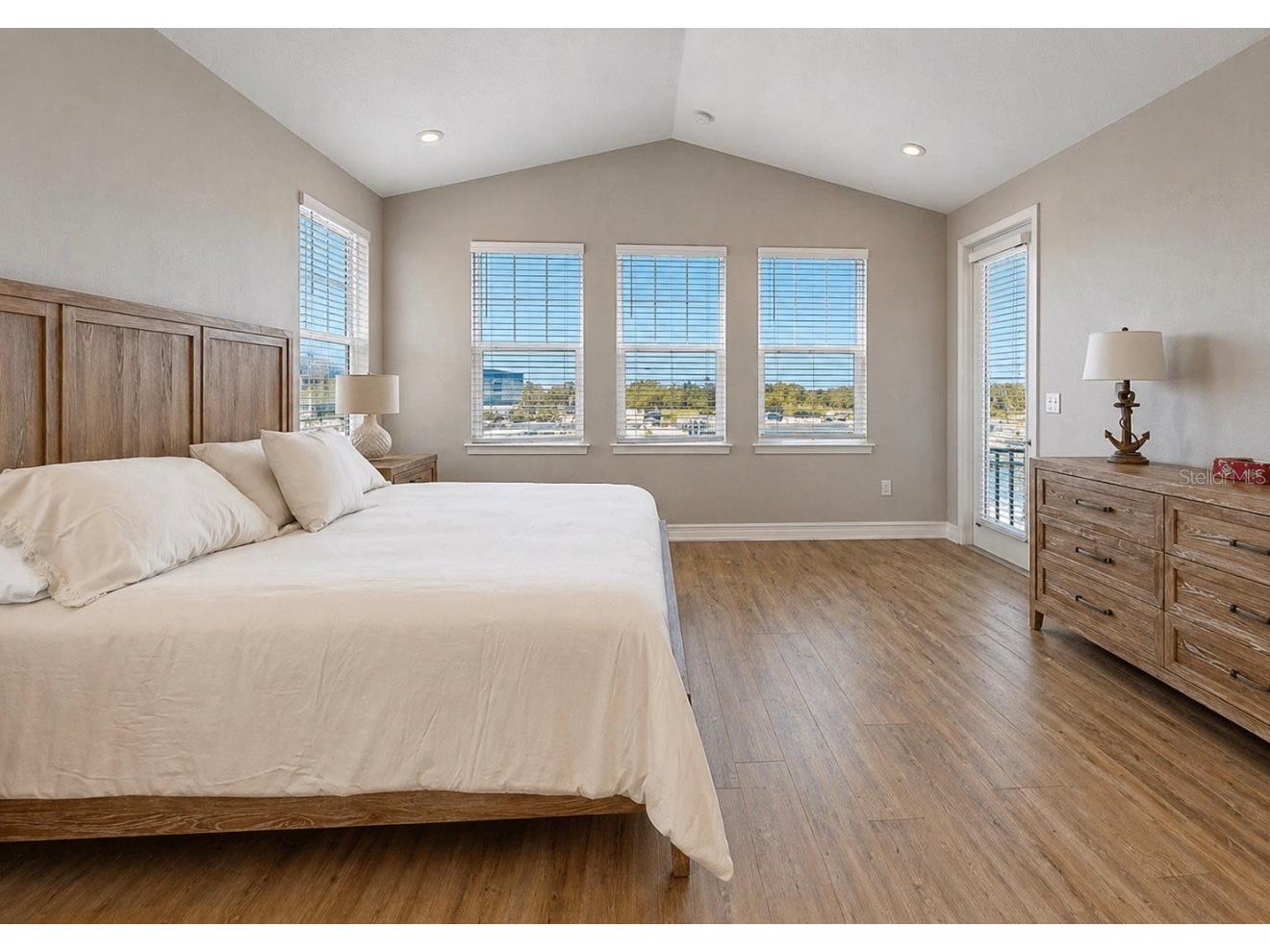 3016 Christophers Watch Lane Ruskin FL 33570 TB8508617 image49