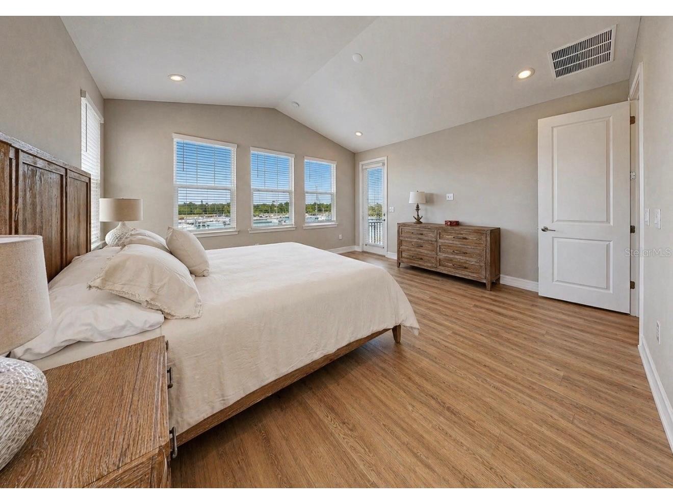 3016 Christophers Watch Lane Ruskin FL 33570 TB8508617 image50