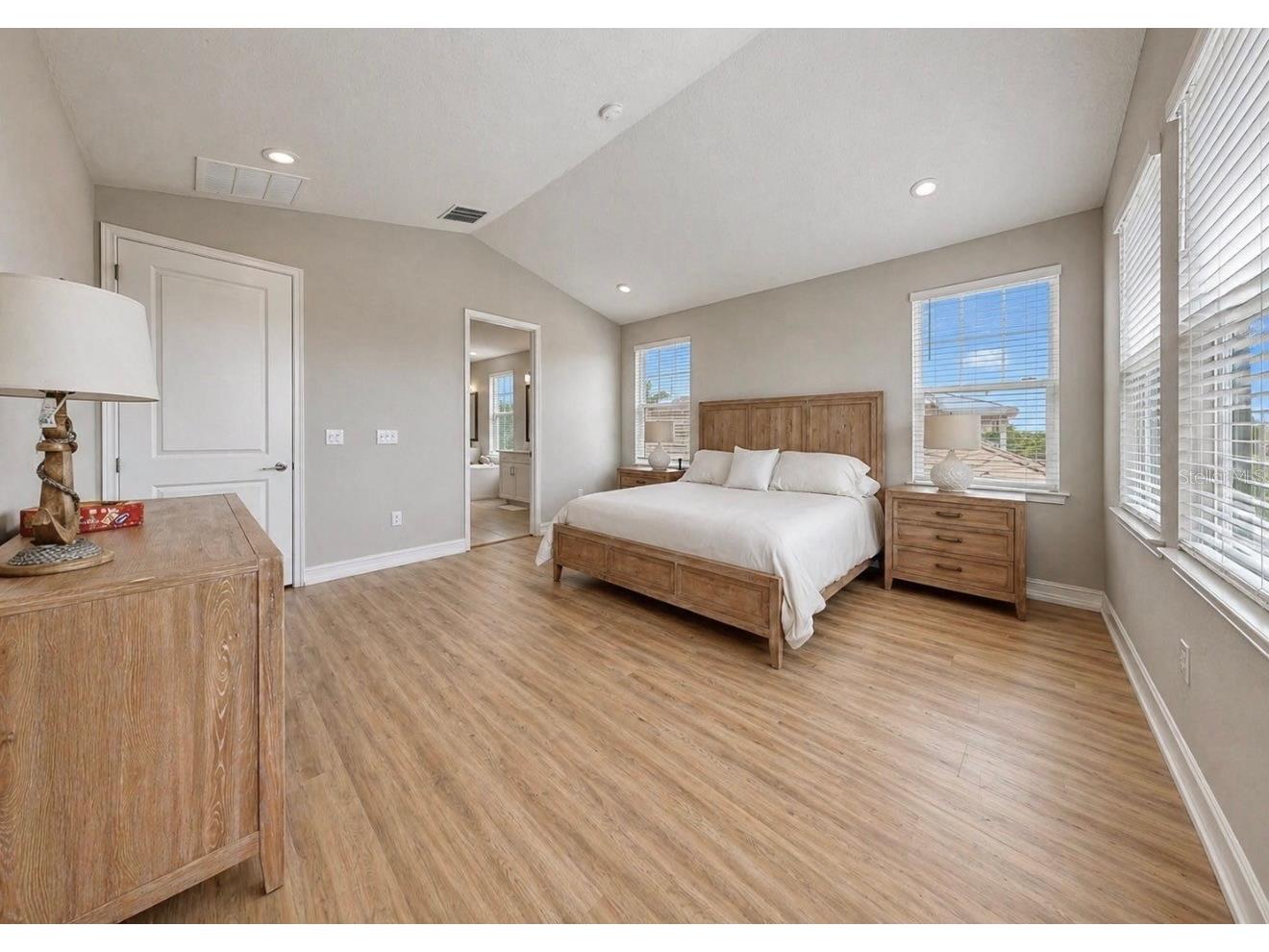 3016 Christophers Watch Lane Ruskin FL 33570 TB8508617 image51