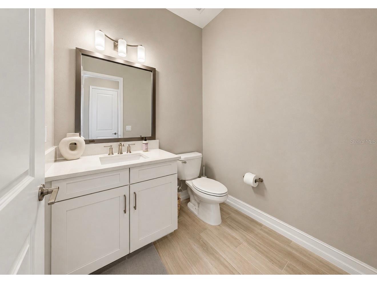 3016 Christophers Watch Lane Ruskin FL 33570 TB8508617 image64