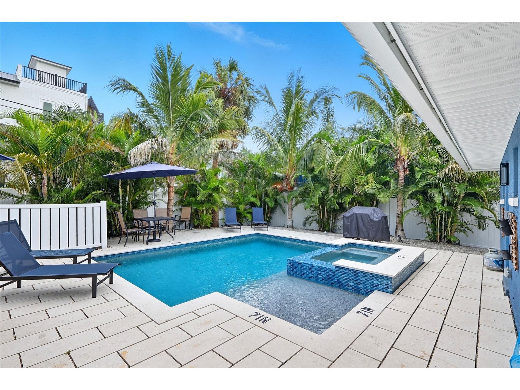 3016 Gulf Drive Holmes Beach FL 34217 - GULF OF MEXICO A4678032 image13