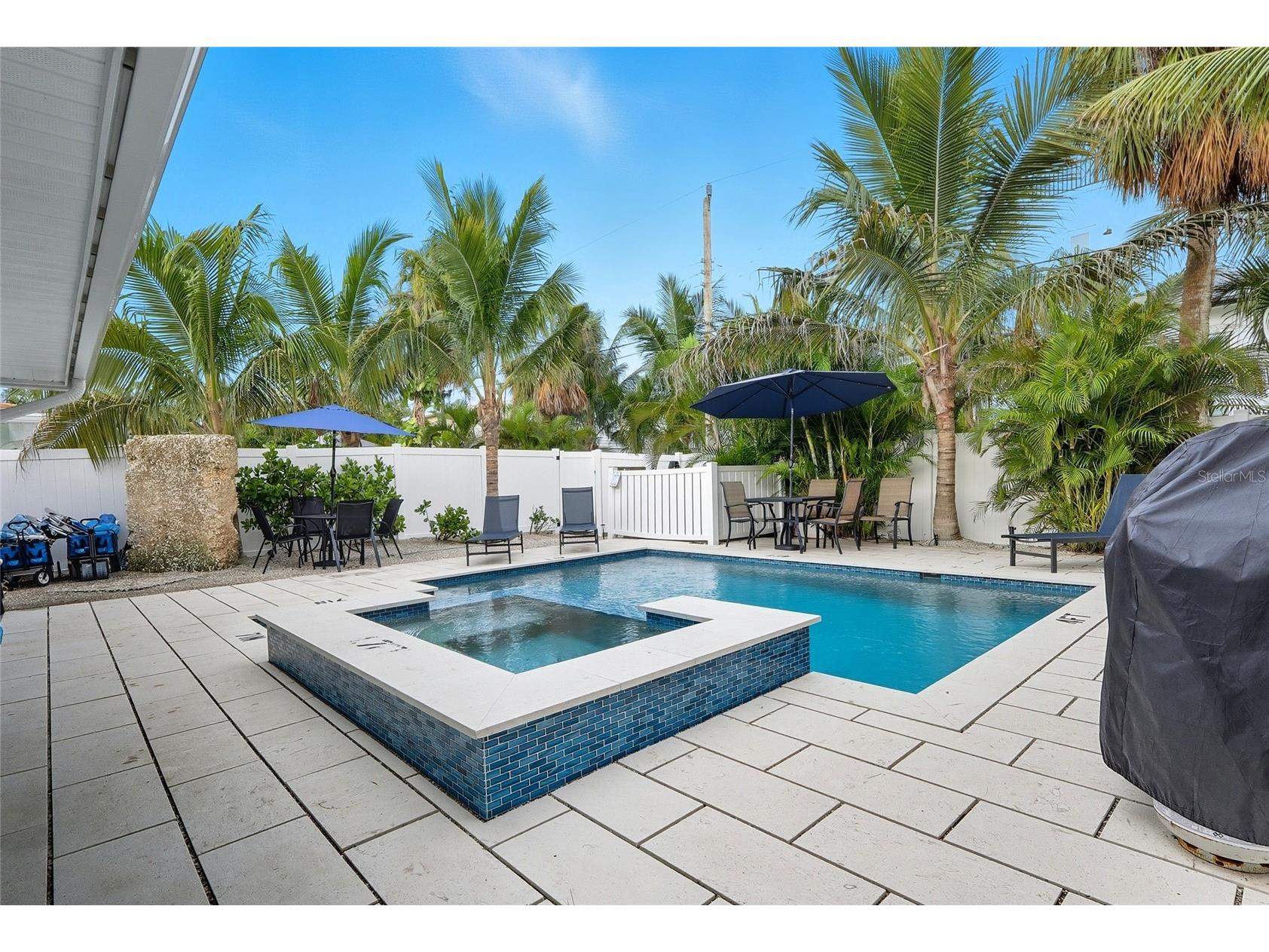 3016 Gulf Drive Holmes Beach FL 34217 - GULF OF MEXICO A4678032 image30