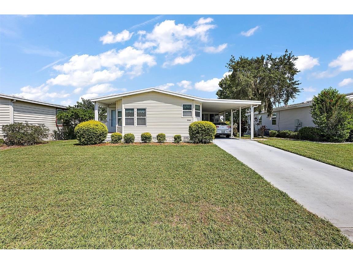 3016 Manatee Road Tavares FL 32778 G5073061 image1