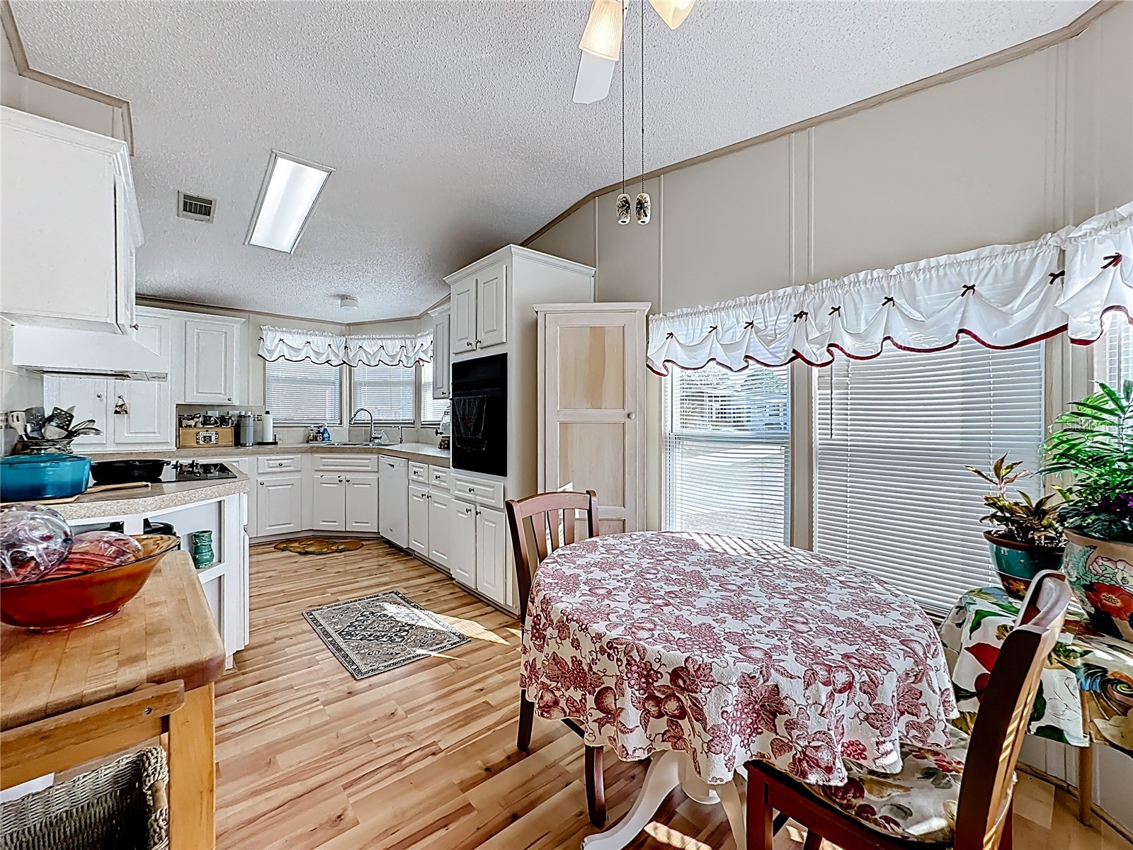3016 Manatee Road Tavares FL 32778 G5109254 image11