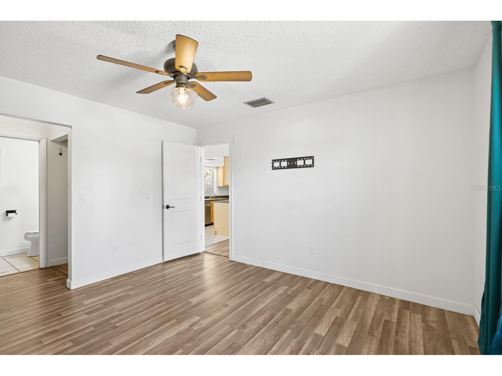 3016 Sarah Drive Clearwater FL 33759 TB8474810 image15