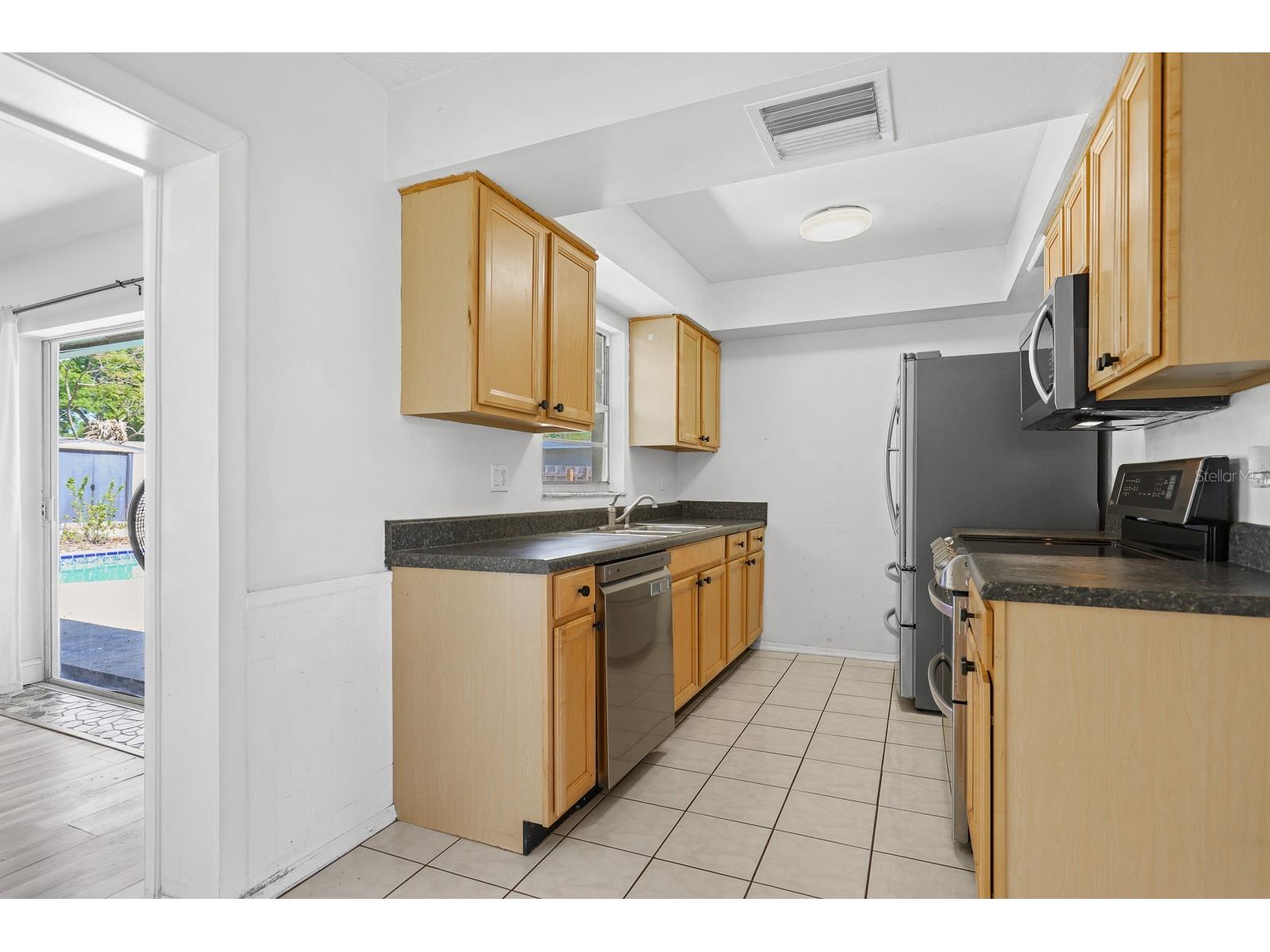 3016 Sarah Drive Clearwater FL 33759 TB8474810 image9