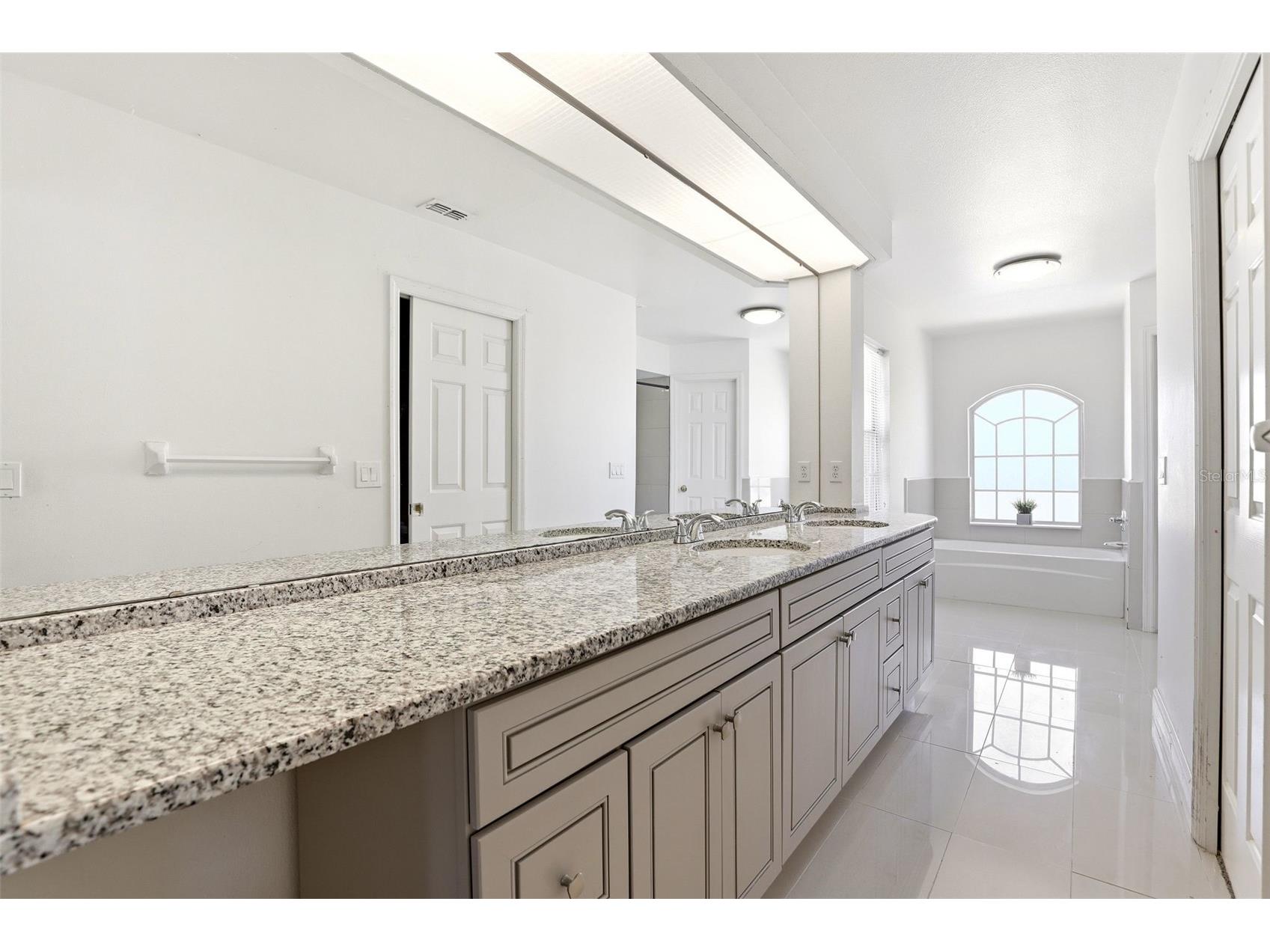 3016 Stillwater Drive Kissimmee FL 34743 O6393174 image26
