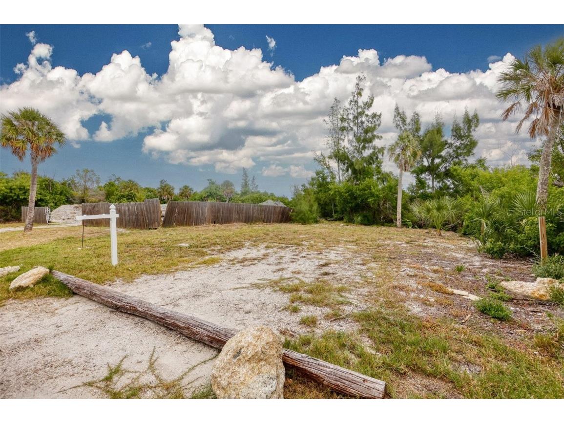 3017 Avenue C Holmes Beach FL 34217 - GULF OF MEXICO A4669691 image5