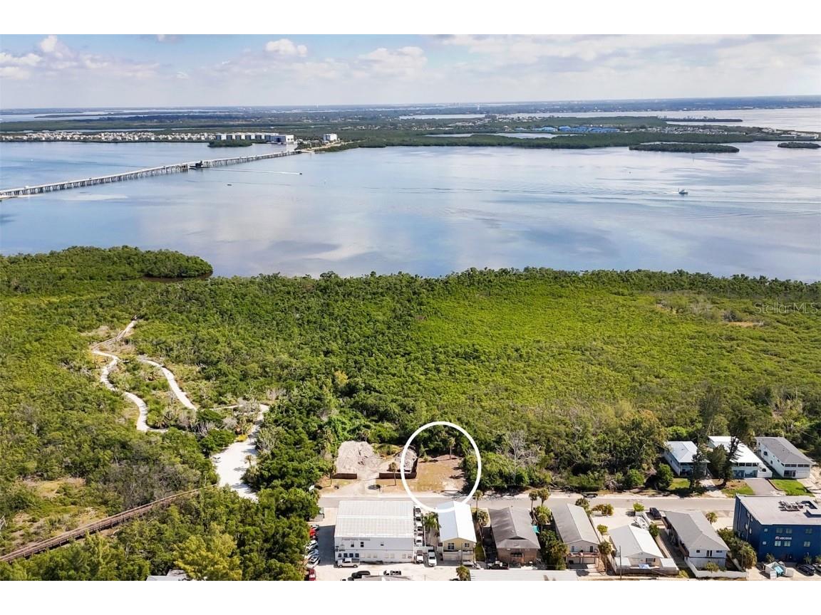 3017 Avenue C Holmes Beach FL 34217 - GULF OF MEXICO A4669691 image7