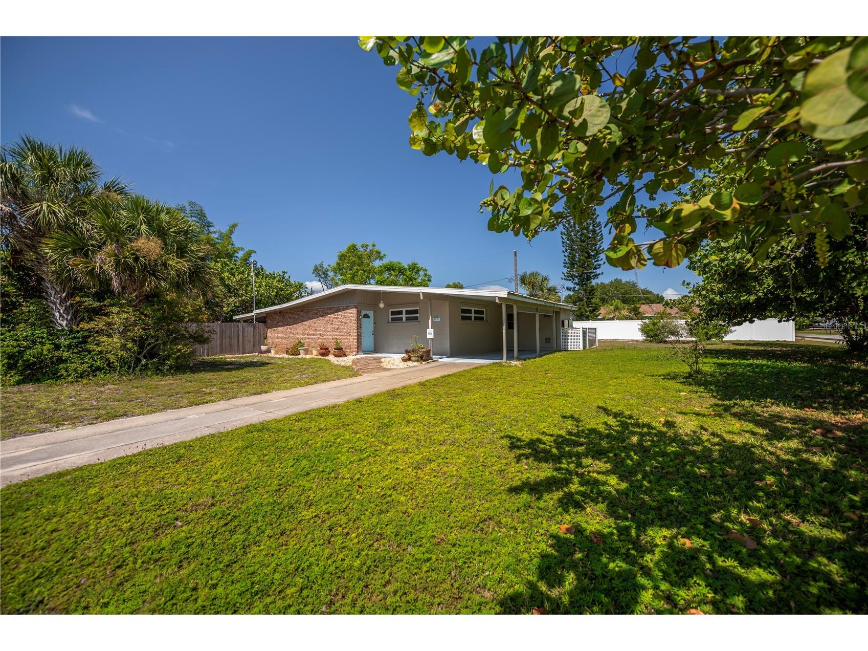 3017 Chicory Terrace Punta Gorda FL 33983 C7528209 image1