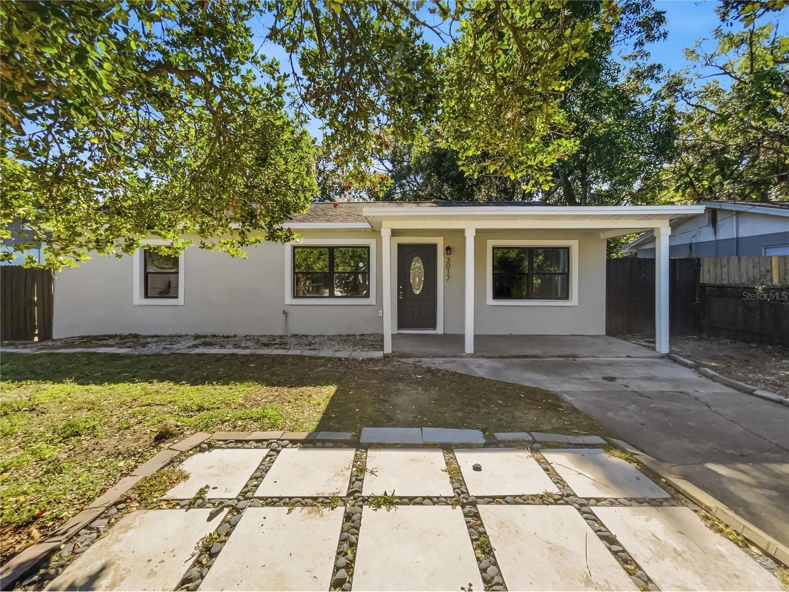 3017 E Idlewild Avenue Tampa FL 33610 O6375594 image1