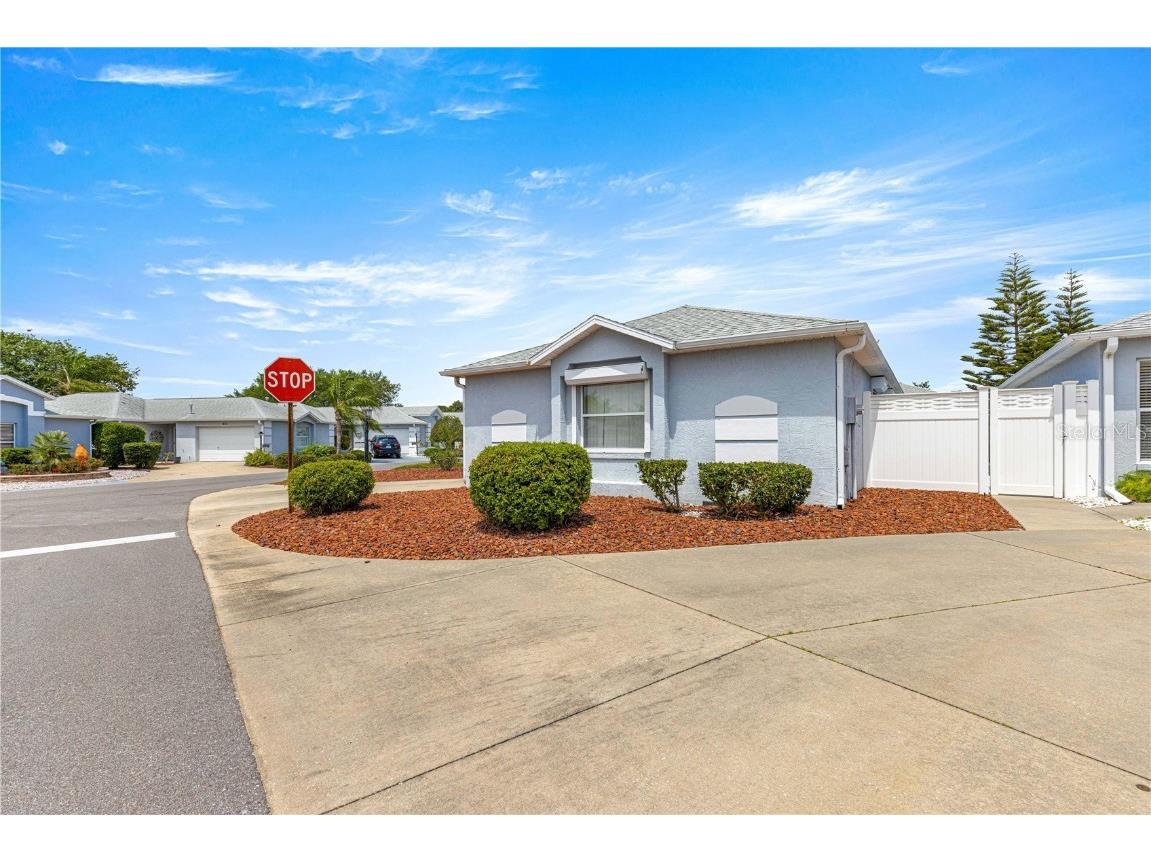 3017 Moultrie Way The Villages FL 32162 OM699954 image1